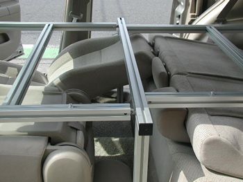 センター・フロントの位置決めをします