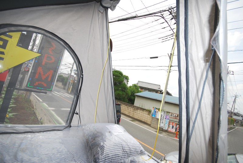 エクストレイル・コロンブスカップル・ルーフテント
